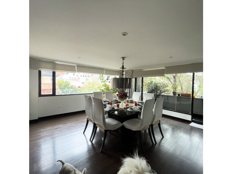 Venta apartamento Santa Bárbara 210m 3habs balcón Bogotá colombia — foto 2