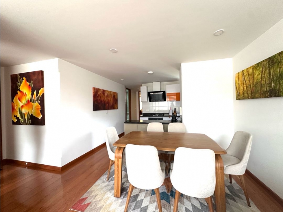 Venta apartamento Santa Bárbara 88mts 2 habs más estudio Bogotá