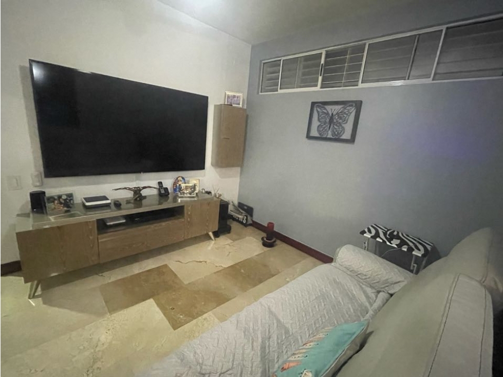 Venta Apartamento Oasis de Cristales — foto 4