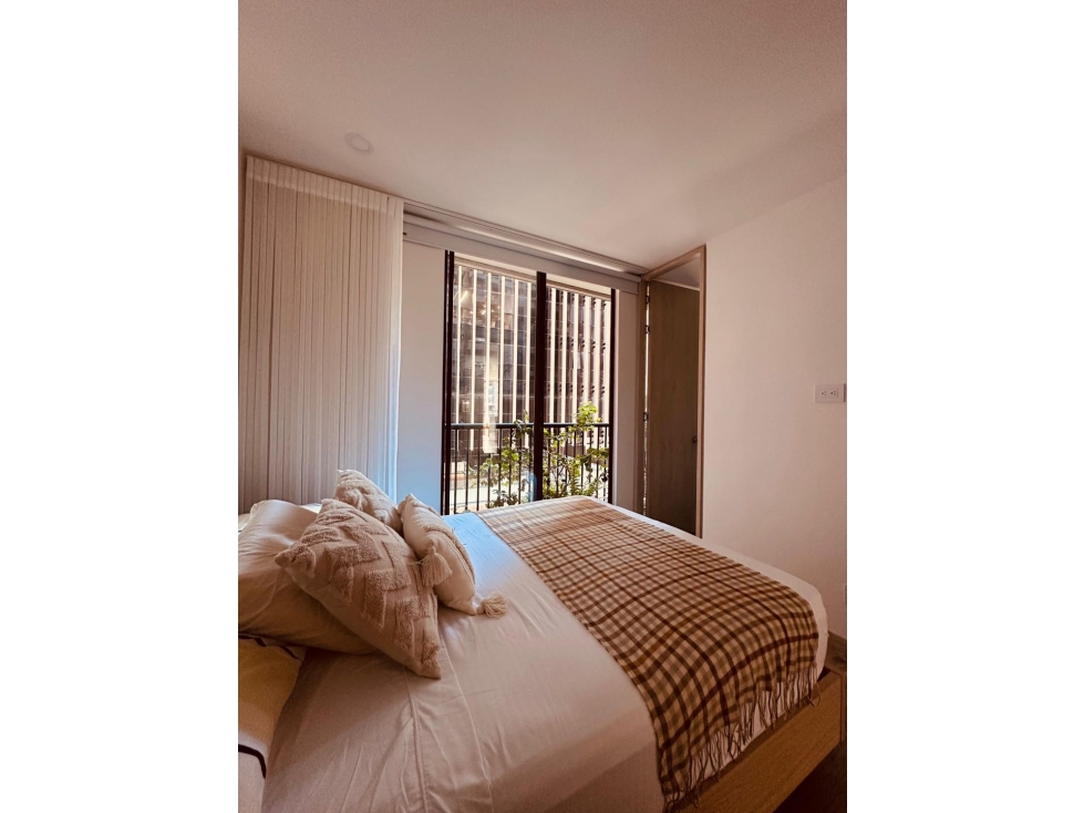 VENTA APARTAMENTO SECTOR ALTOS DEL POBLADO PADRE MARIANITO — foto 4