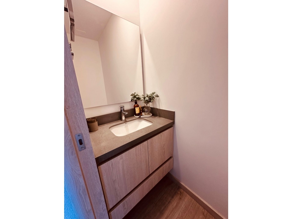 VENTA APARTAMENTO SECTOR ALTOS DEL POBLADO PADRE MARIANITO — foto 5