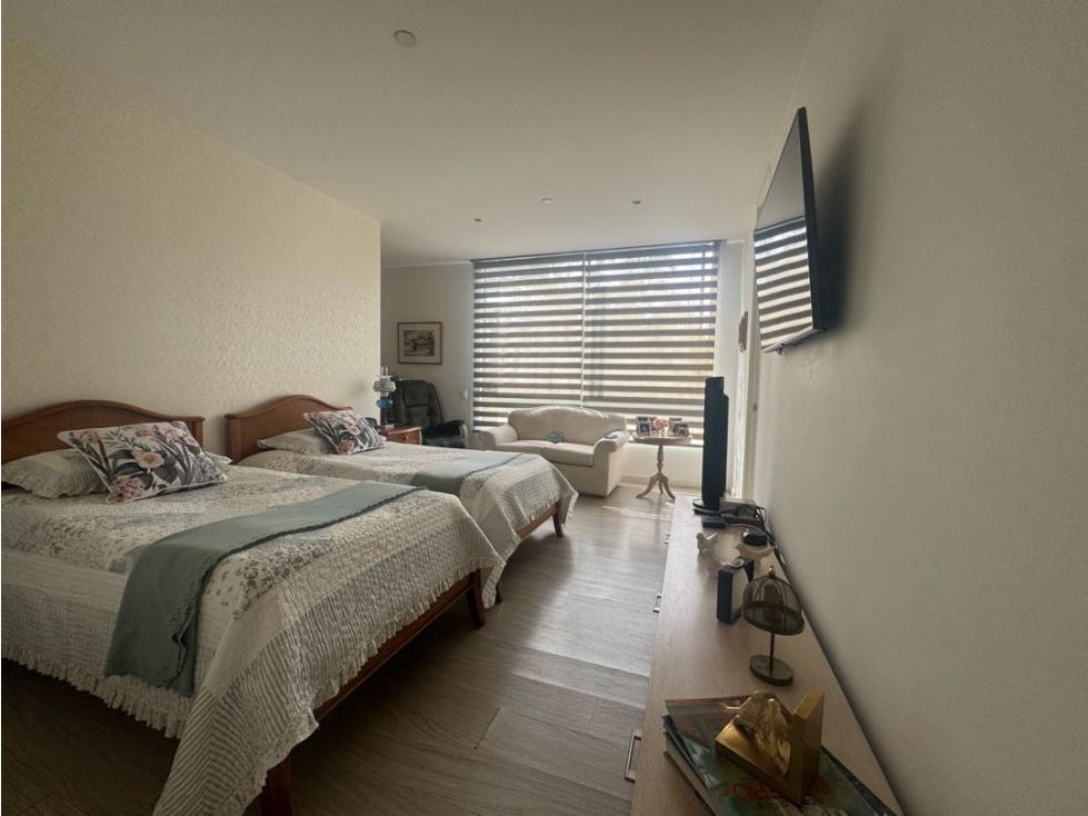 Venta apartamento Poblado sector Las Lomas II, cerca del Ces — foto 5