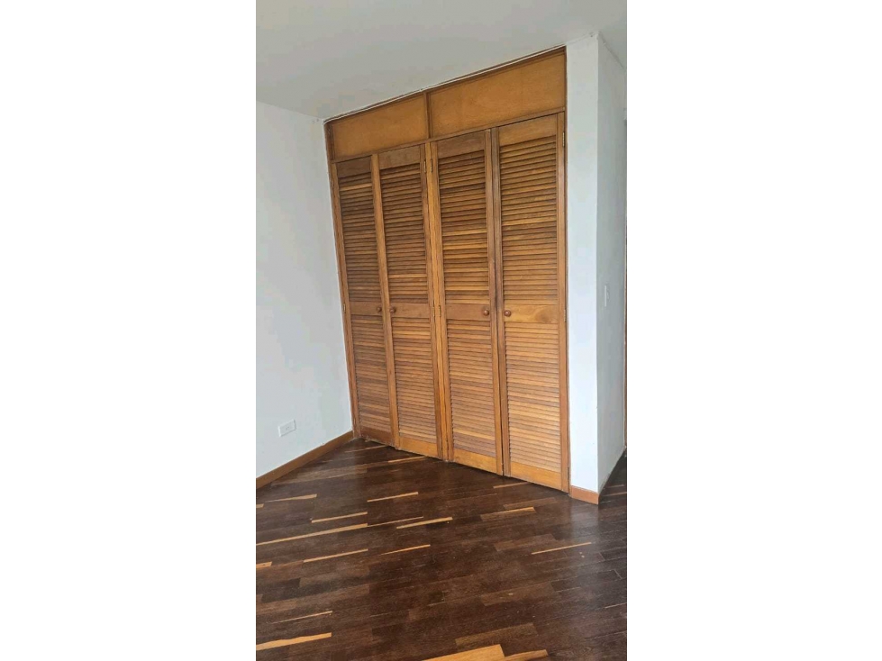 Venta apartamento sector loma de los Bernal parte baja — foto 2