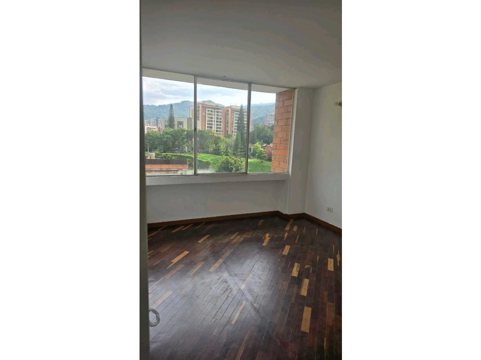 Venta apartamento sector loma de los Bernal parte baja — foto 3