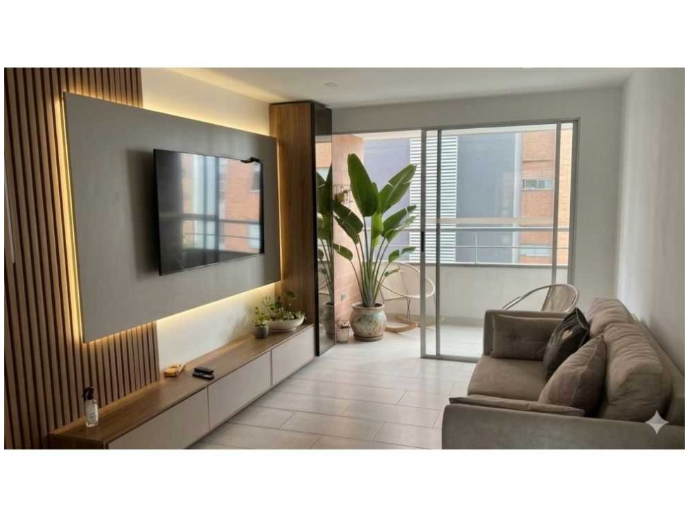 Venta apartamento sector loma de los Bernal parte baja