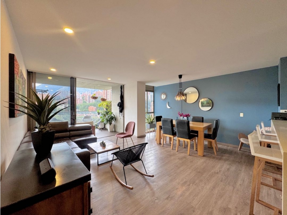 Venta apartamento sector Zúñiga Envigado piso alto con vista