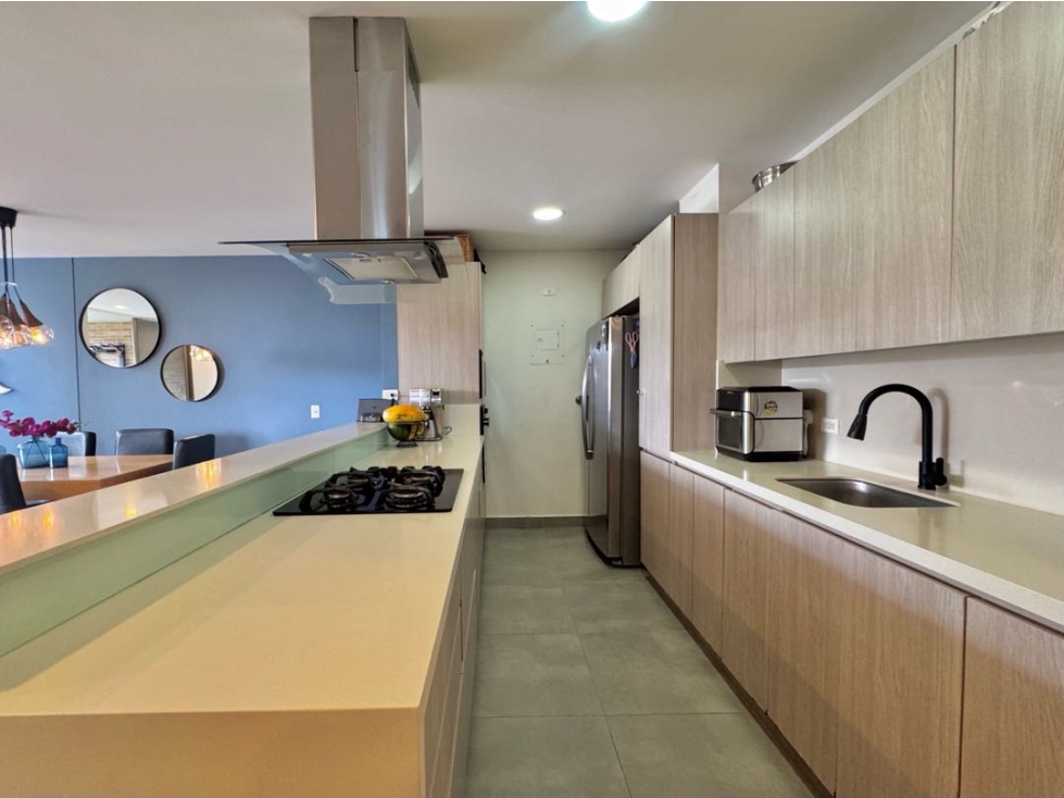 Venta apartamento sector Zúñiga Envigado piso alto con vista — foto 3