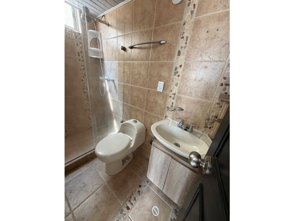 Venta apartamento torres de comfandi — foto 4