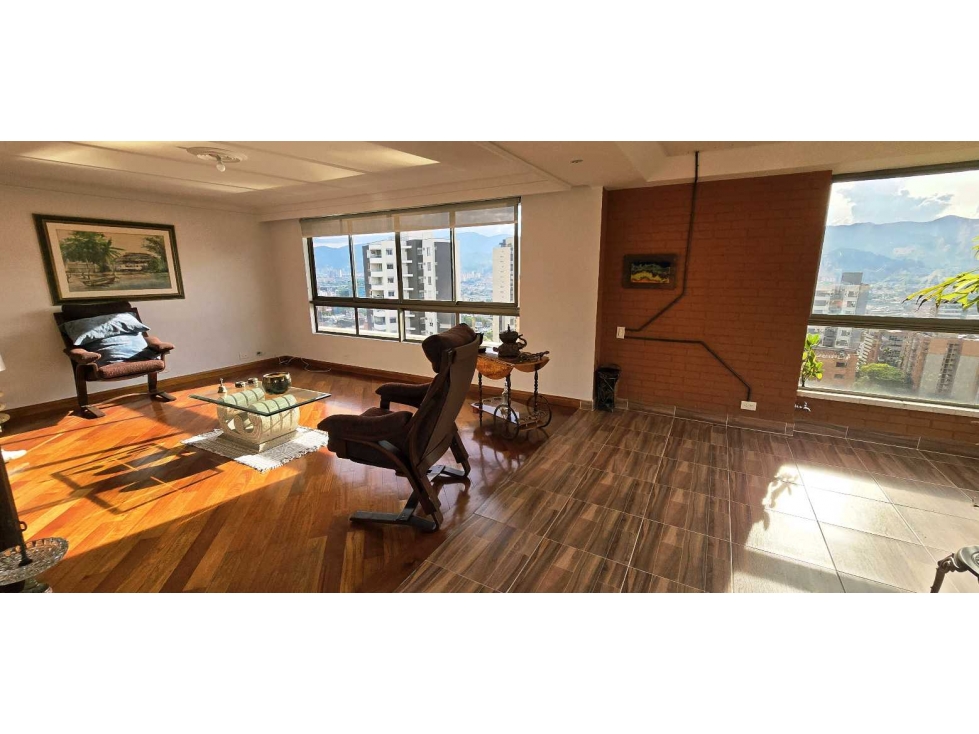VENTA APARTAMENTO TRADICIONAL 320 M2 CASTROPOL EL POBLADO CON VISTA — foto 3