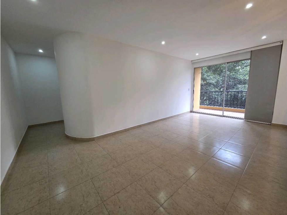 Venta Apartamento Zuñiga Envigado 93.4m2 Porteria 24/7 — foto 4