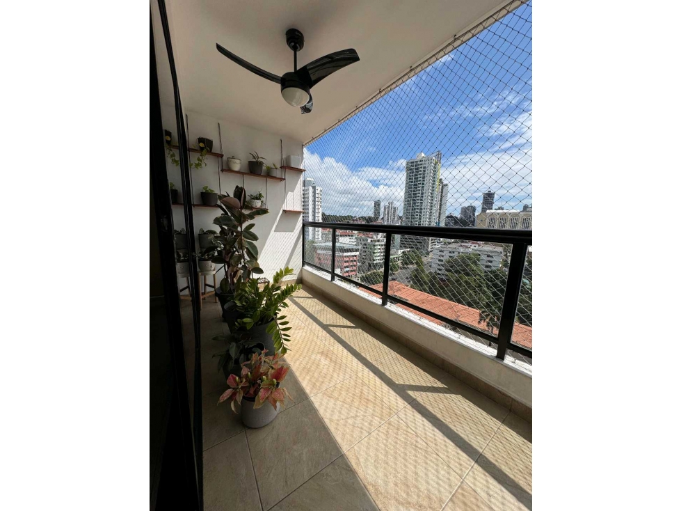 VENTA DE APARTAMENTO EN PH BALBOA BAY REMODELADO - AVE. BALBOA - SG