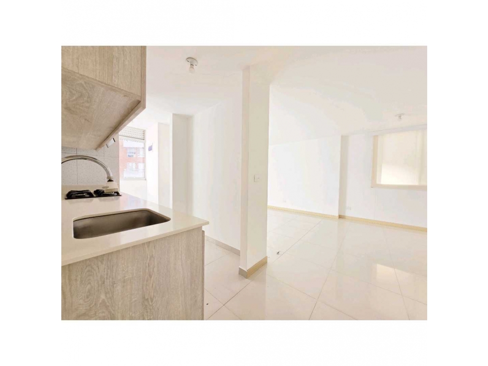 Venta Apartamento en Sabaneta parte plana cerca a estación La Estrella — foto 2