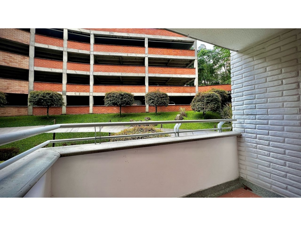 Venta Apartasuite Unidad Cerrada Las Palmas Medellin — foto 2