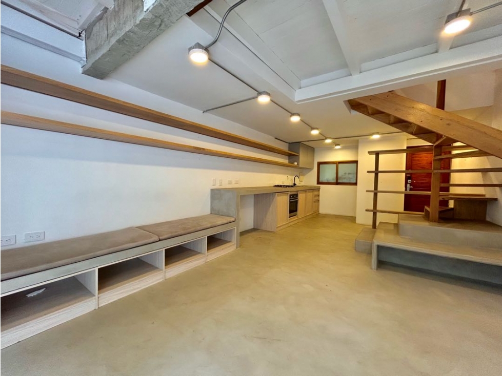 VENTA APARTCASA EN EL POBLADO