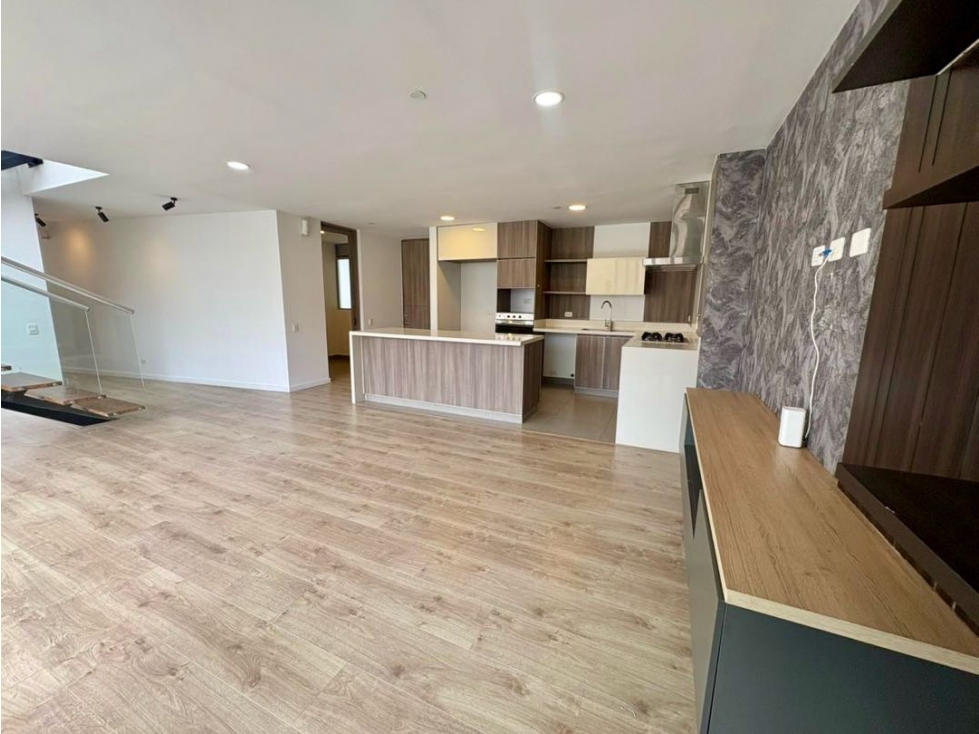 Venta - Apertamento de 205 m² en Envigado - Loma de las brujas — foto 2