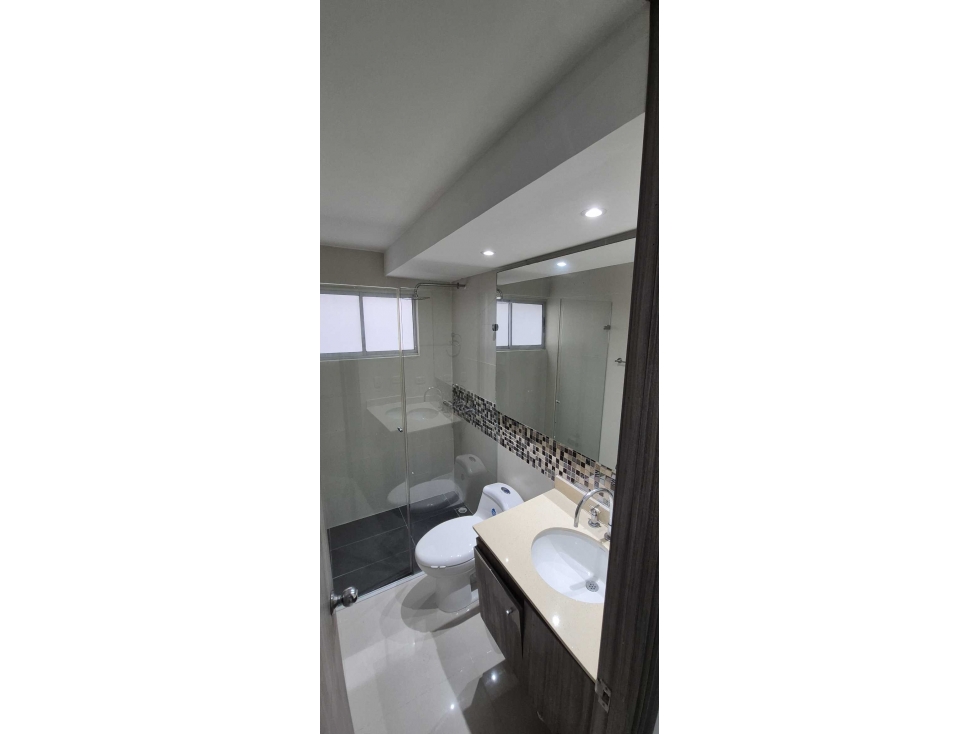 VENTA APTO VILLACAROLINA 105 MTS PISO ALTO SOMBRA — foto 6