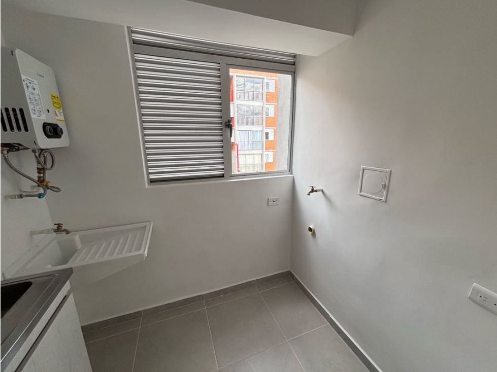 VENTA APARTAMENTO DE TRES HABITACIONES SECTOR LA GIRALDA DOSQUEBRADAS — foto 4