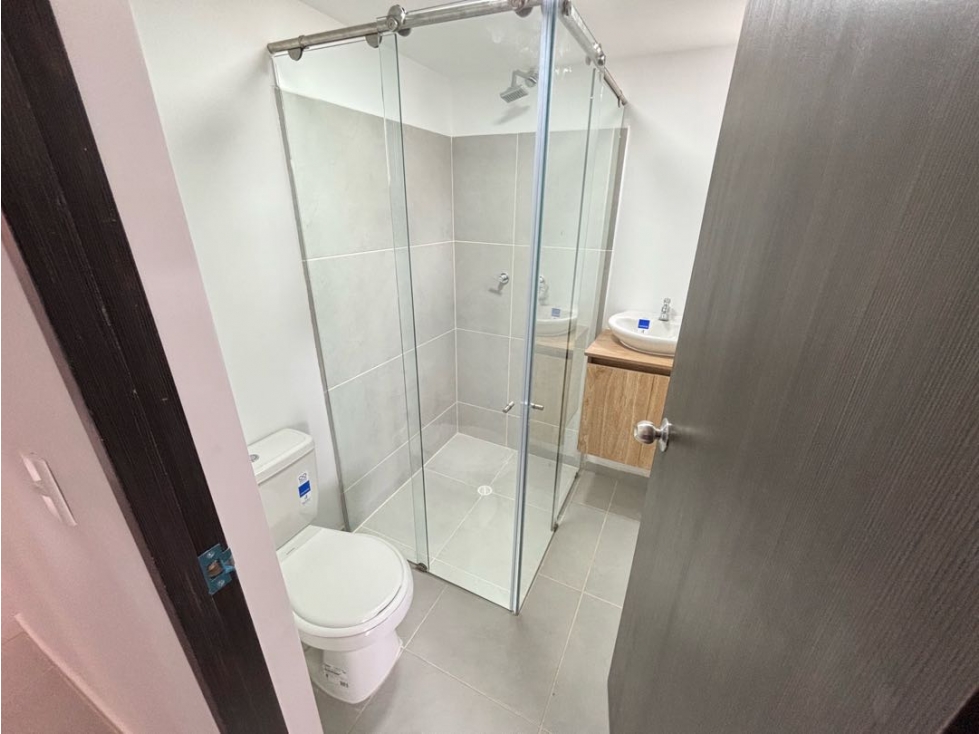 VENTA APARTAMENTO DE TRES HABITACIONES SECTOR LA GIRALDA DOSQUEBRADAS — foto 6
