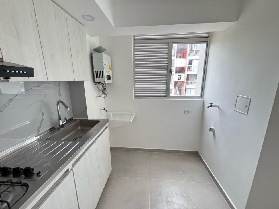 VENTA APARTAMENTO DE TRES HABITACIONES SECTOR LA GIRALDA DOSQUEBRADAS — foto 3