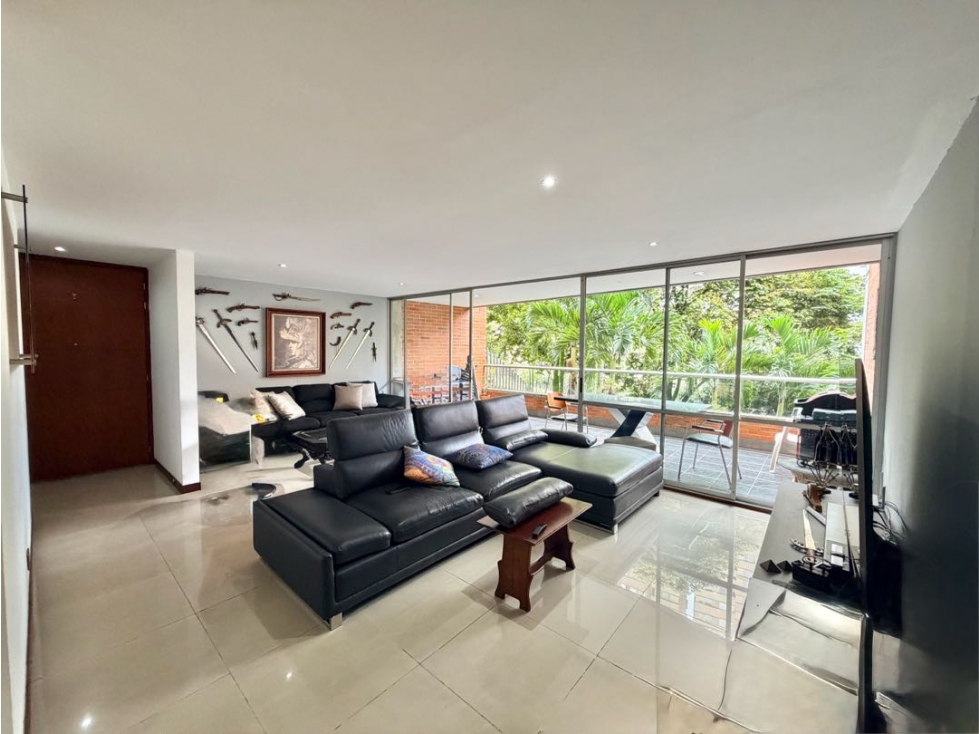 Venta Apto Benedictinos, primer piso de 163 m² que se siente casa! — foto 2