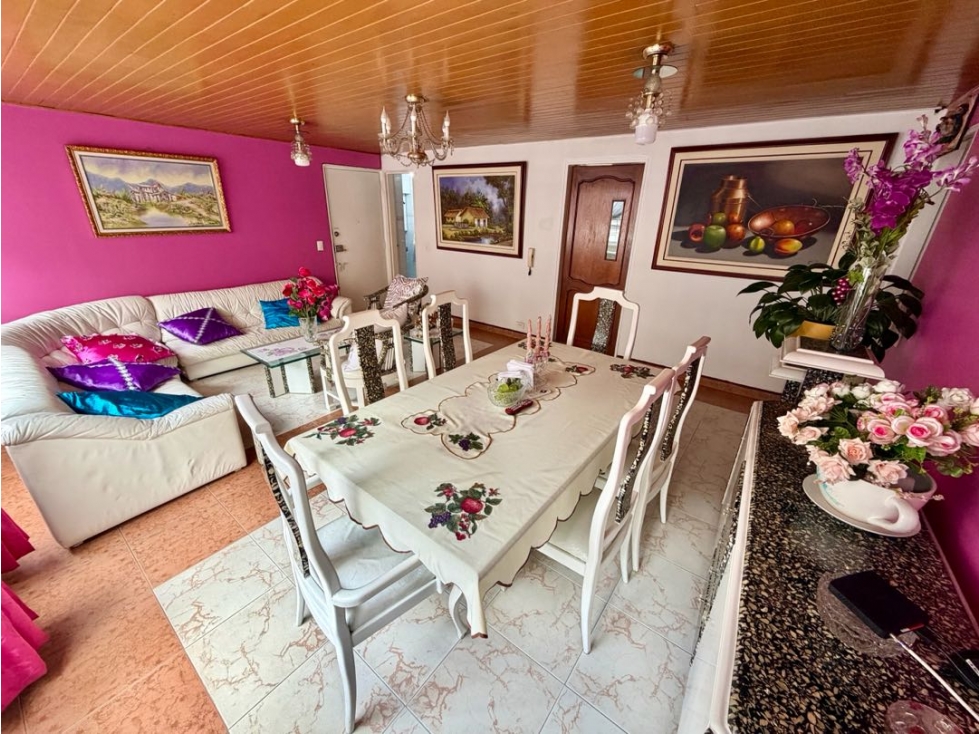 VENTA APTO CHAPINERO