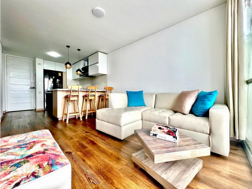 VENTA APTO CIUDAD GUABINAS PISO 10 PARQUEADERO PROPIO CCH — foto 3