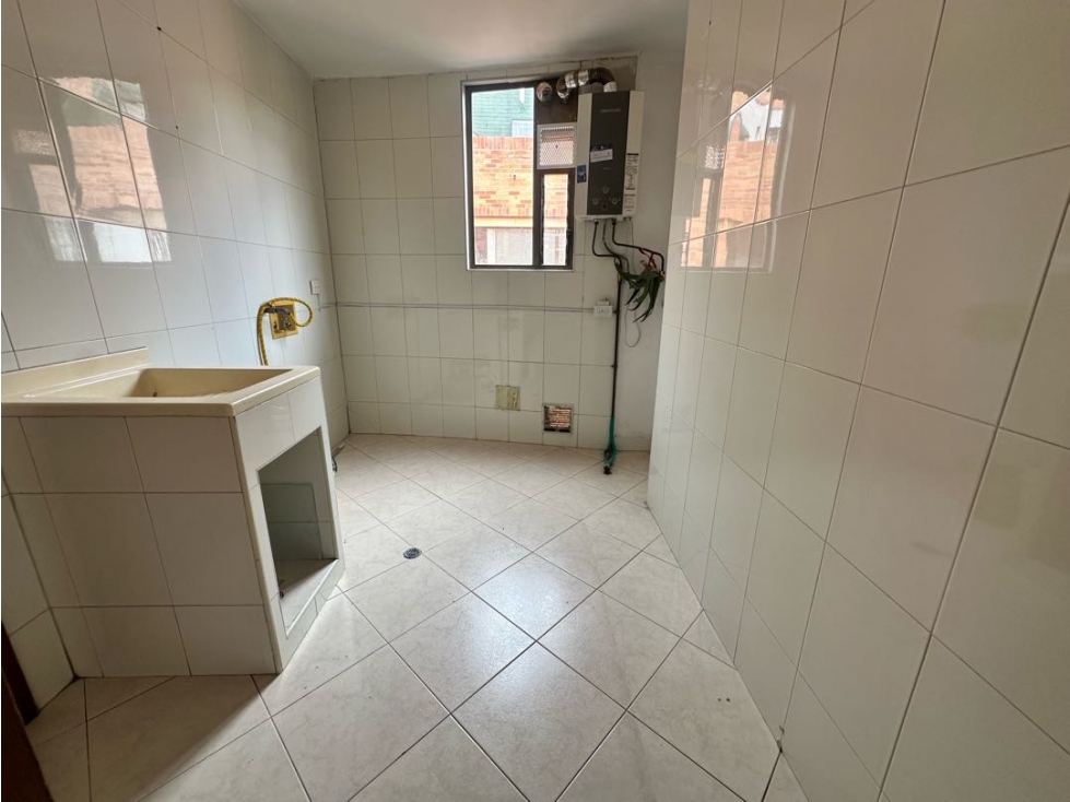 VENTA APTO CON TERREZA, MOLINOS DEL NORTE, BOGOTÁ — foto 6