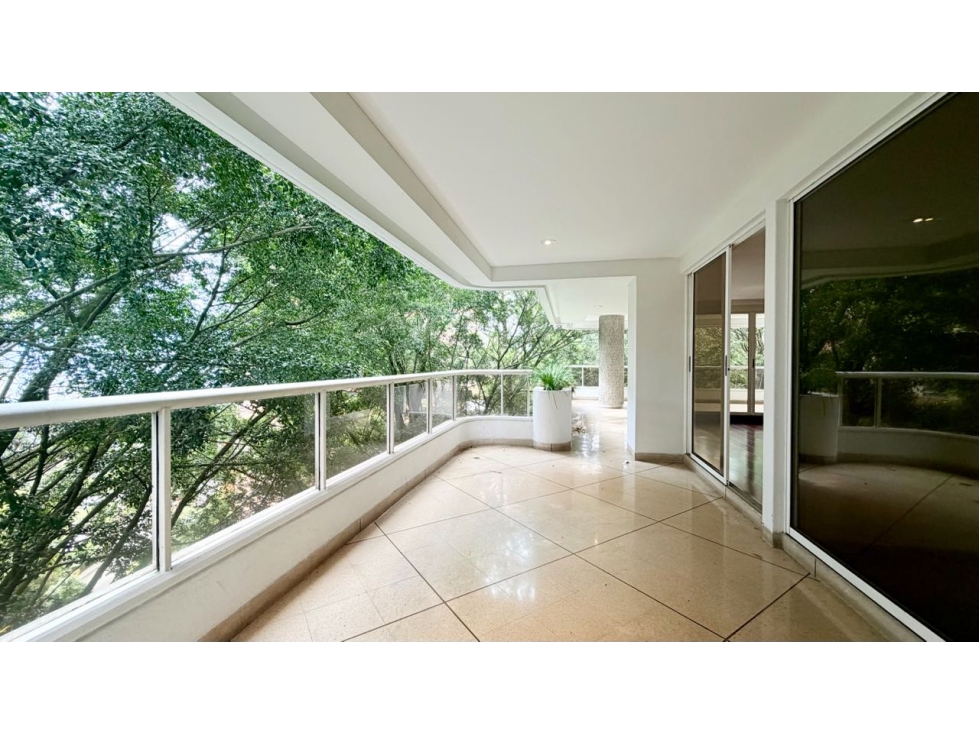 Venta apto con terraza Poblado Los Balsos El Poblado Medellin