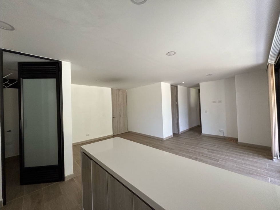 Venta de Apartamento en Unidad Cerca a La Zona Urbana del Retiro — foto 3