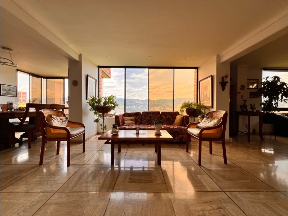 Venta Apto Duplex IDEAL para remodelar | Poblado Vizcaya — foto 4