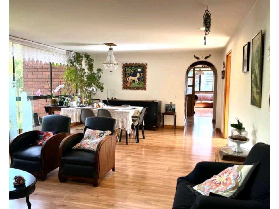 Venta Apto el Poblado los Balsos piso alto vista