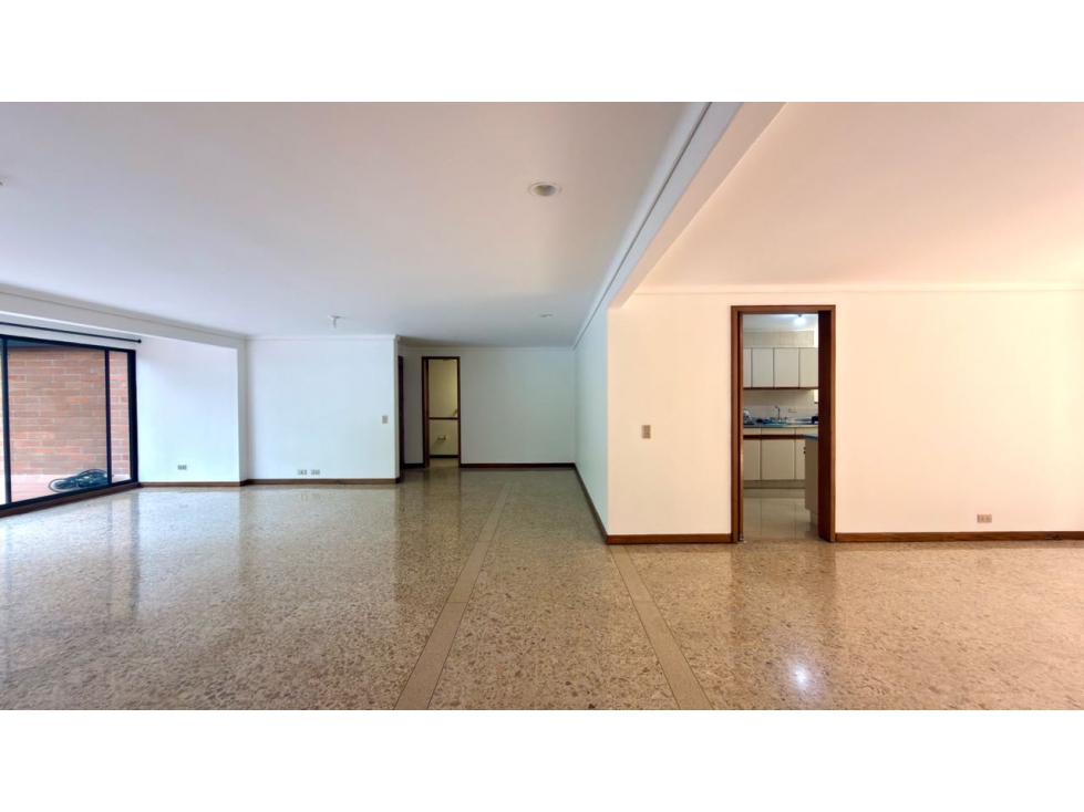 VENTA APTO EN CASTROPOL LISTO PARA REFORMAR CON TU ESTILO. — foto 6