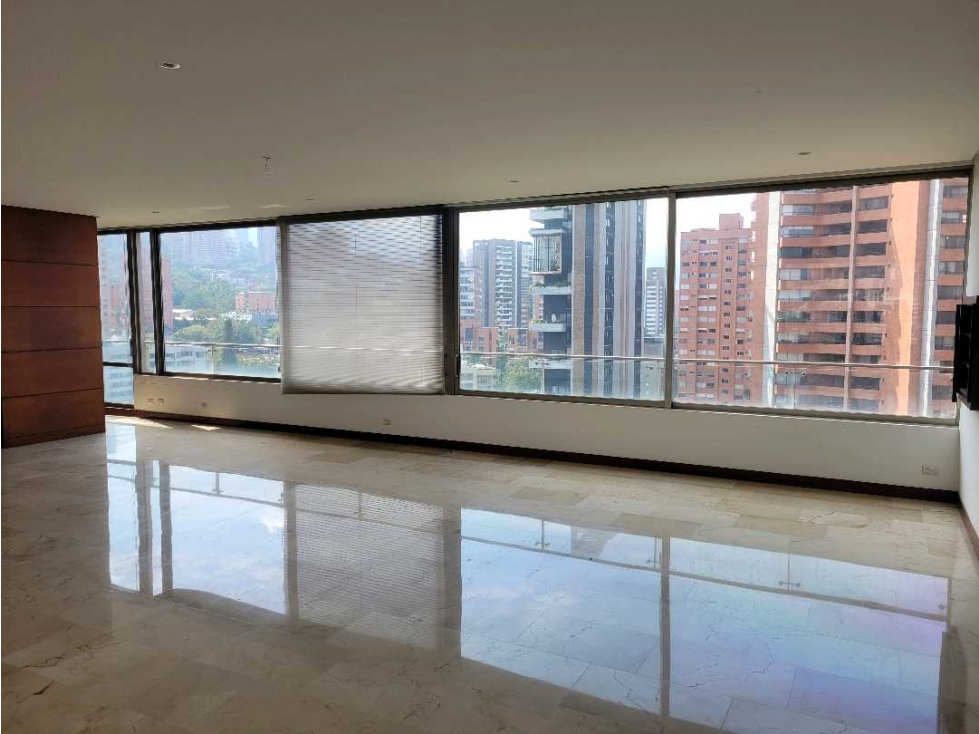Venta Apto con vista hermosa en el Poblado/Tomatera. — foto 2