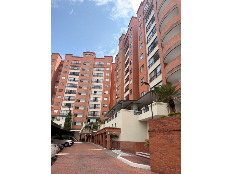 Venta Apto en los cristales oeste de Cali