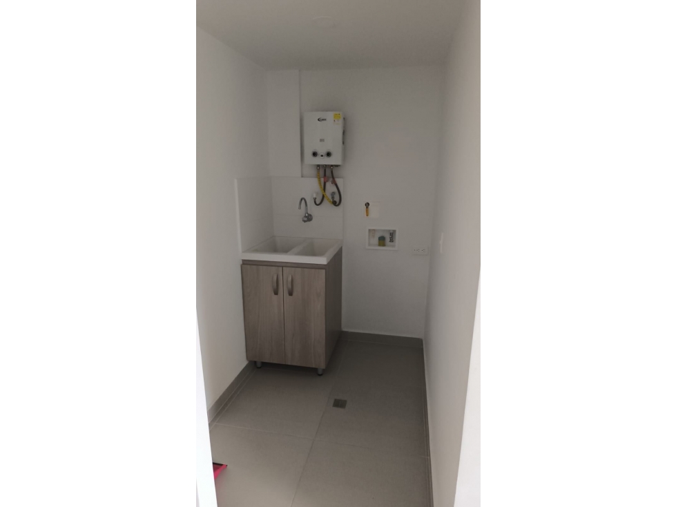 Venta apto/ Hacienda Niquia/ precio de oportunidad - 2