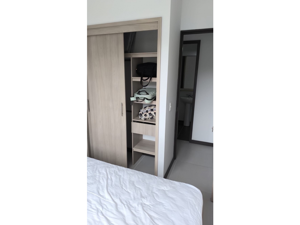 Venta apto/ Hacienda Niquia/ precio de oportunidad - 6