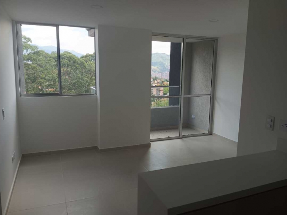 VENTA APTO NUEVO ENVIGADO CAMINO VERDE POR DEBAJO PRECIO — foto 2