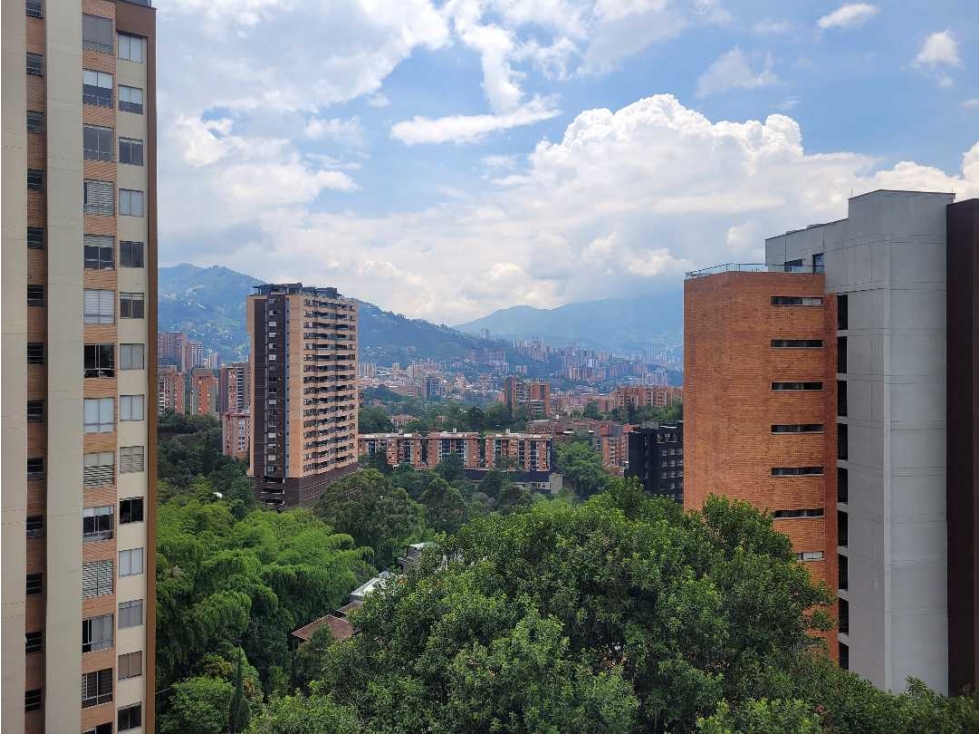 Venta apto piso alto en Envigado Loma Esmeraldal