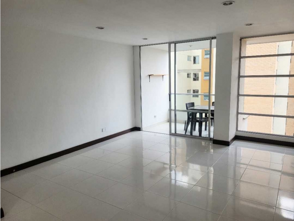Venta apto piso alto en Envigado Loma Esmeraldal — foto 4