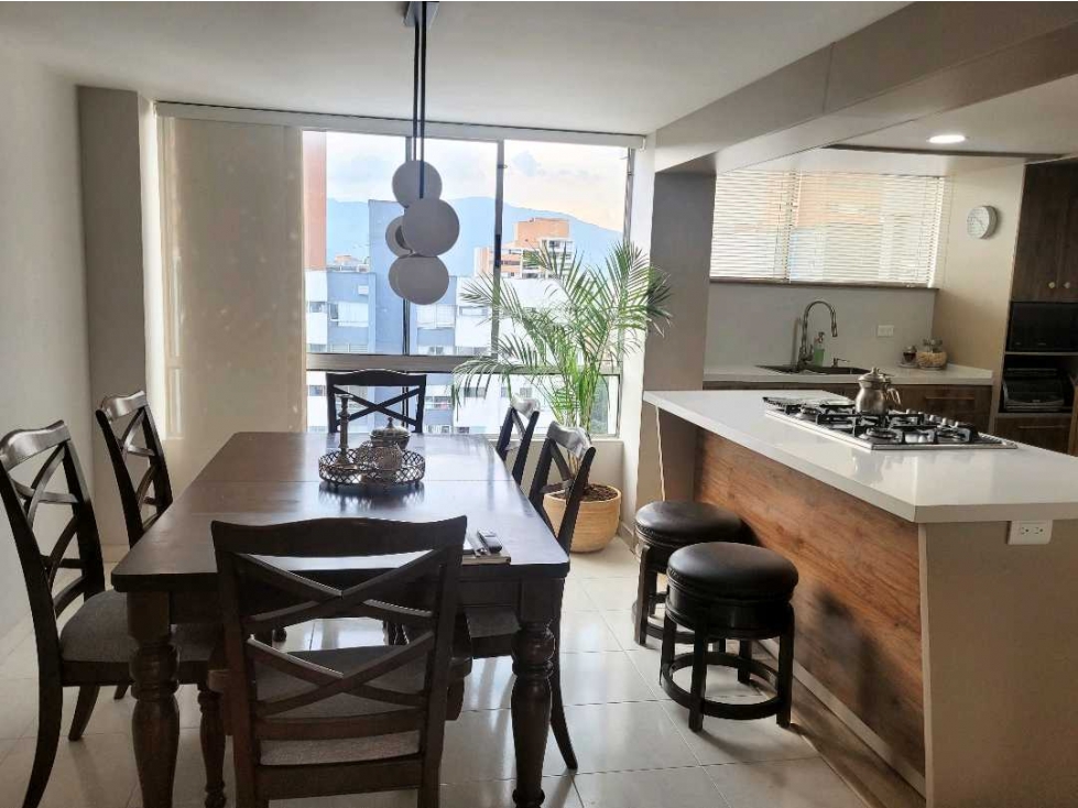 Venta Apto remodelado en el Poblado Balsos cerca de todo — foto 3