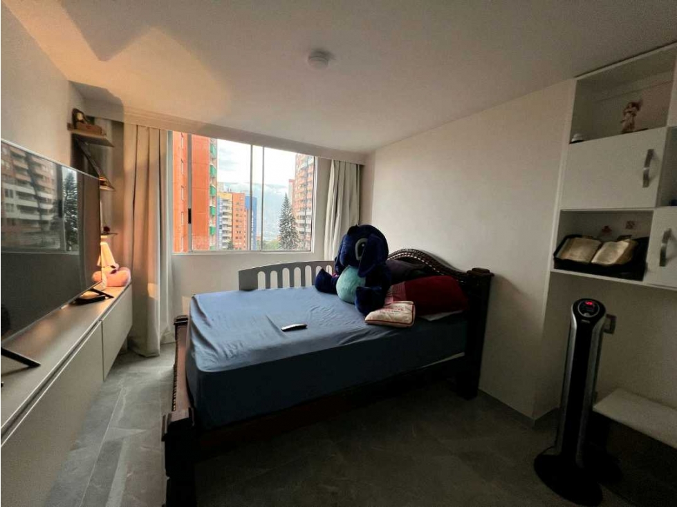 Venta apto remodelado sector Belén loma de los Bernal parte baja — foto 3