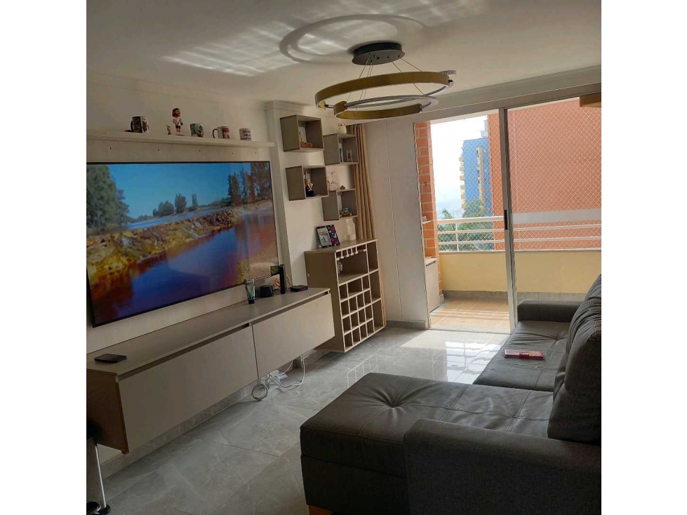 Venta apto sector Belén loma de los bernal remodelado parte baja — foto 2