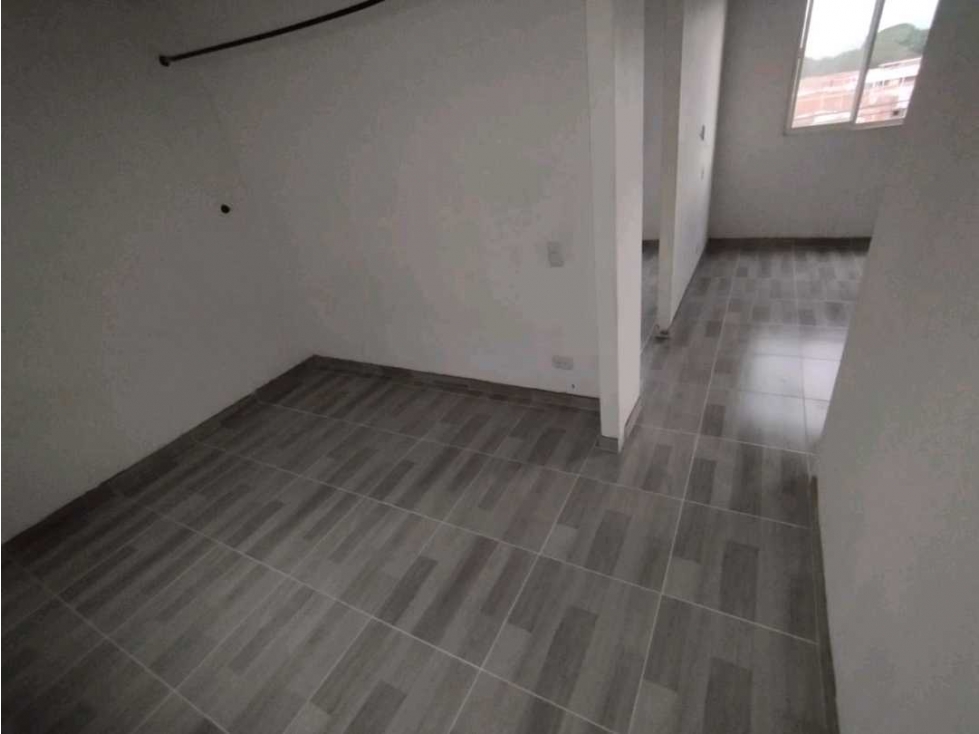 VENTA APTO SEMIGRIS PISO 5-SAUCES-CIUDAD DEL VALLE-ORIENTE- CALI (JHM) - 2