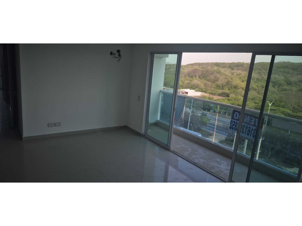 VENTA APTO TORRE DE CADIZ 96 MTS PISO ALTO — foto 3