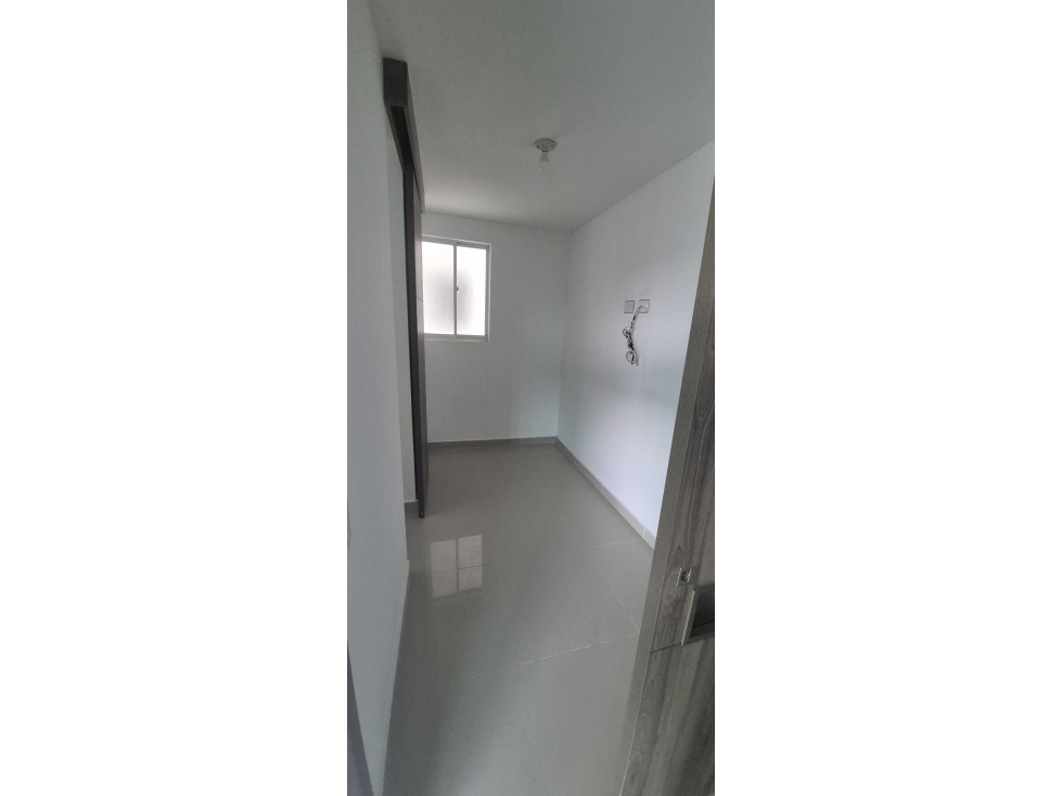 VENTA APTO TORRE DE CADIZ 96 MTS PISO ALTO — foto 6