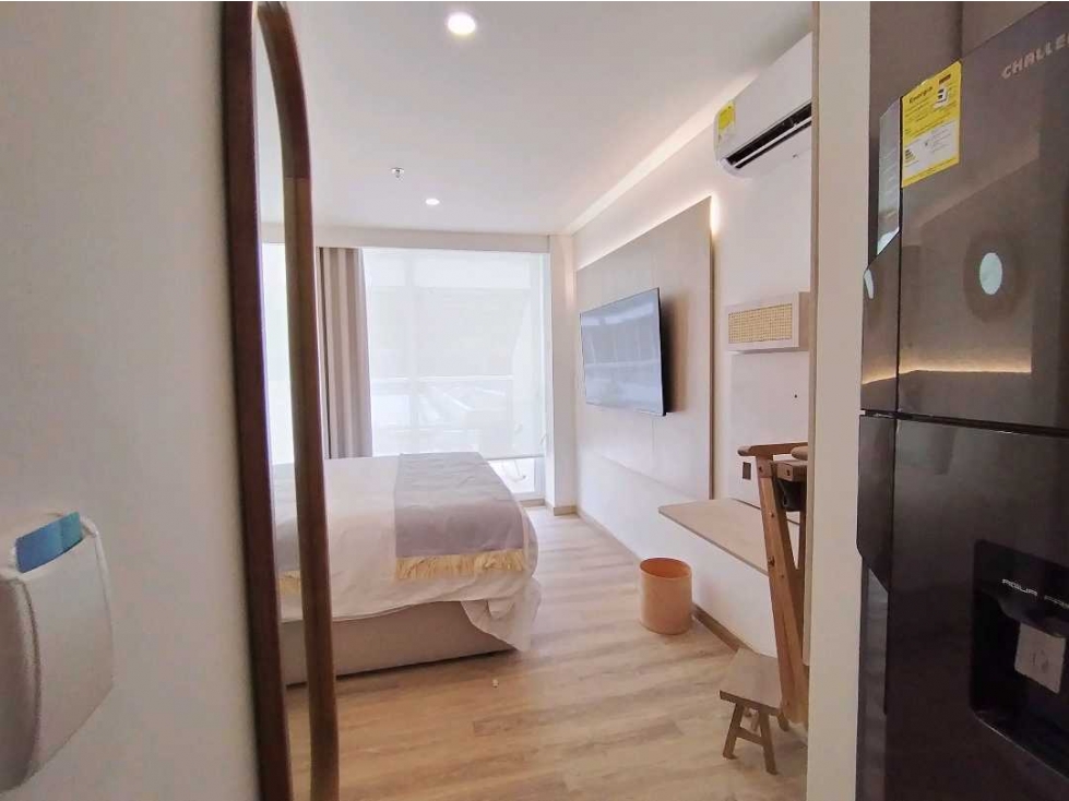 ARRIENDO APTOESTUDIO AMOBLADO EN BELLO HORIZONTE SANTA MARTA - 1