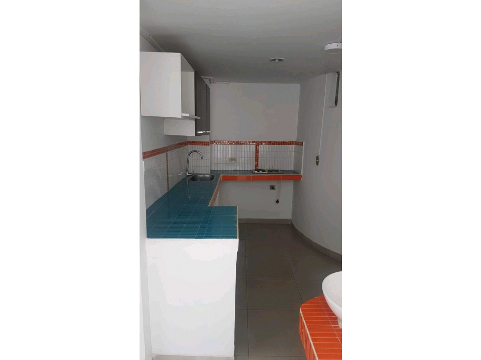 VENTA APTO/OFICINA PISO 3 EDIFICIO CONCORDE, B.CHICO NORTE BOGOTA (JH) — foto 4