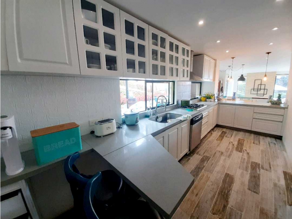 Venta, Arboretto, 3 habs, páneles solares, jacuzzi! — foto 6