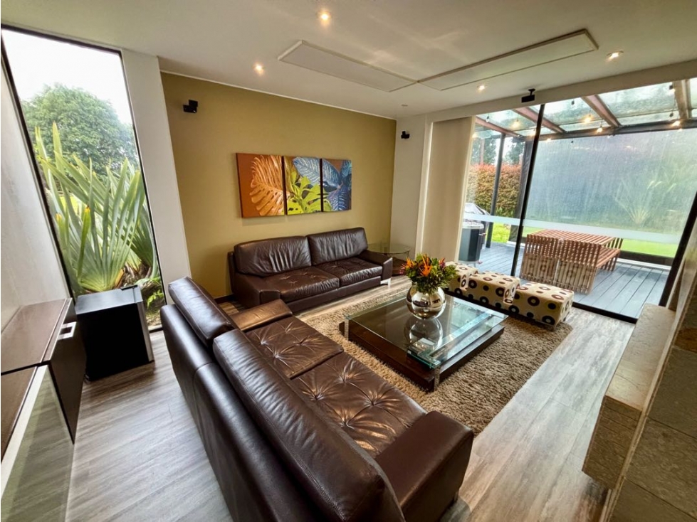 Venta. Arboretto. La Calera. 320mts. 3 habs. Lindo jardín! — foto 6