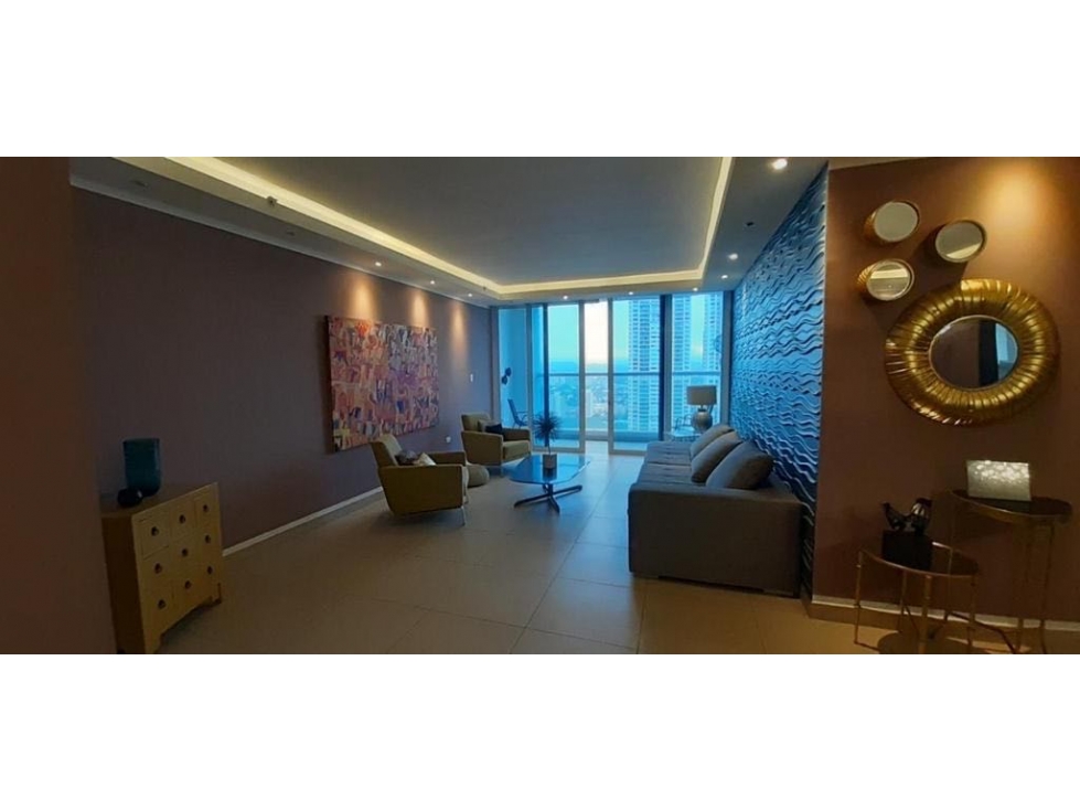 Venta bello apartamento en Country Club Costa del Este 420.000$